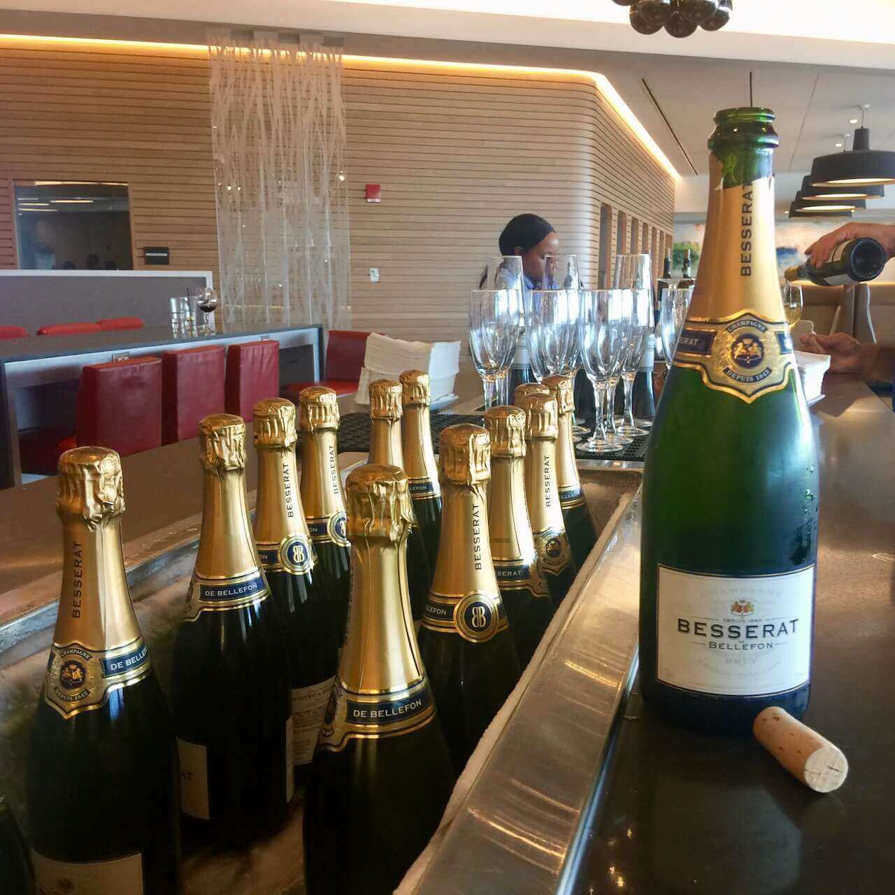 消耗量很大的 Sparkling Wine~