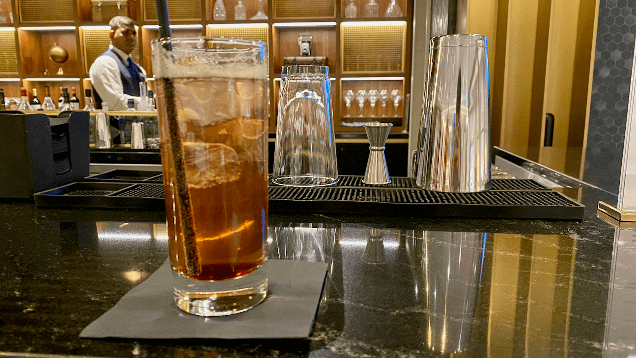 Jim's Cup 是 AE Centurion Lounge 的其中一杯 Signature Drink,也是一杯無酒精飲品(但我覺得不好喝。)