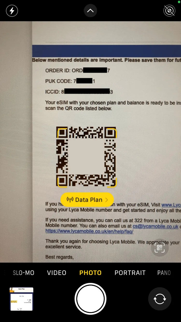 我自己是使用 iPhone SE 去安裝 eSIM,而安裝的第一步是用手機的掃描功能去掃描 QR Code。