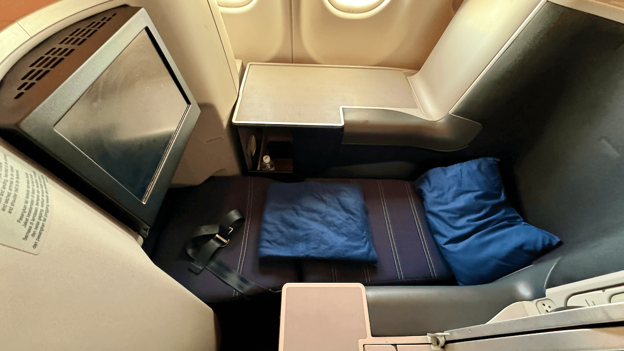 6K 座位雖然特別大,但睡眠空間大家都一樣。