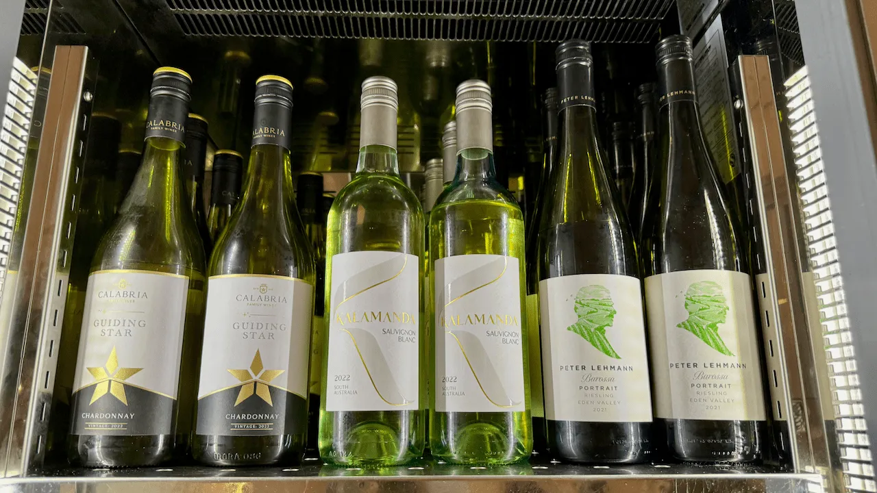 酒的種類也廣,除了常見的 Chardonnay、Sauvignon Blanc 外,也可以找到澳洲產的 Riesling!