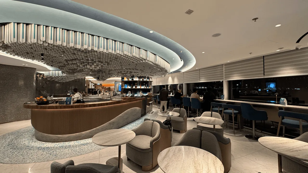 如果你問我最推薦將限額用在哪裡?我會答你是 Kyra Lounge!