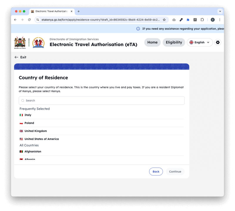 Country of Residence 的定義是看你交稅給哪個國家/地區。